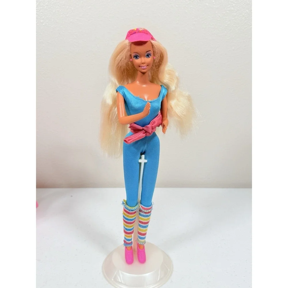 Vintage Barbie Doll Lot Great Shape Outfit Bike Weights Bag Accessories READ